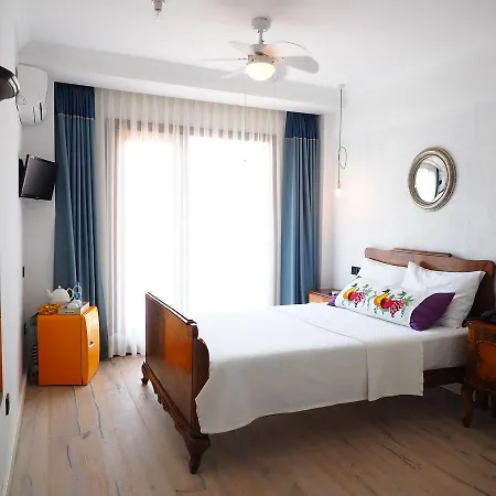1887 Hotel