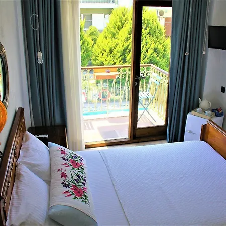 1887 Hotel 3*